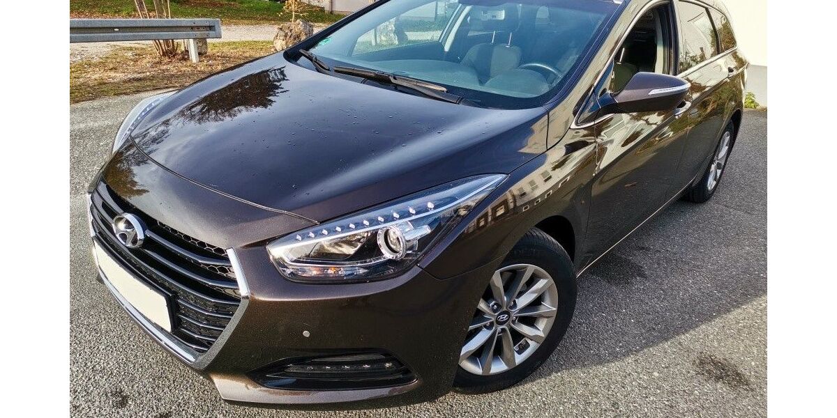 Hyundai i40 115.550 km 11.599 € Fürth 90762