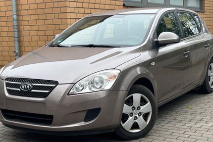 Kia ceed / Ceed 192.454 km 3.450 € Essen 45326