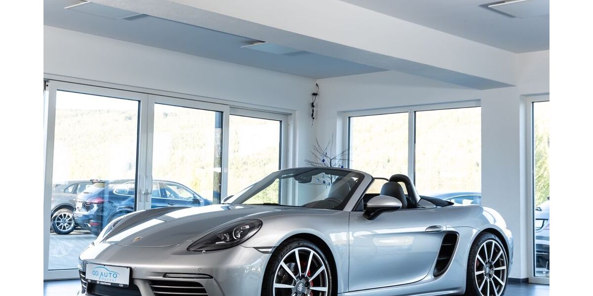 Porsche Boxster 76.000 km 56.900 &euro; Rietheim-Weilheim 78604