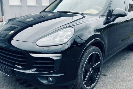 Porsche Cayenne 140.647 km 35.000 € Hohenberg a.d. Eger 95691