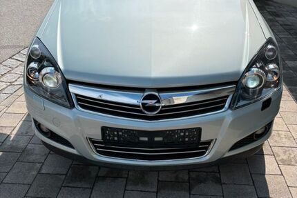 Opel Astra 101.684 km 3.999 &euro; Fürstenstein 94538