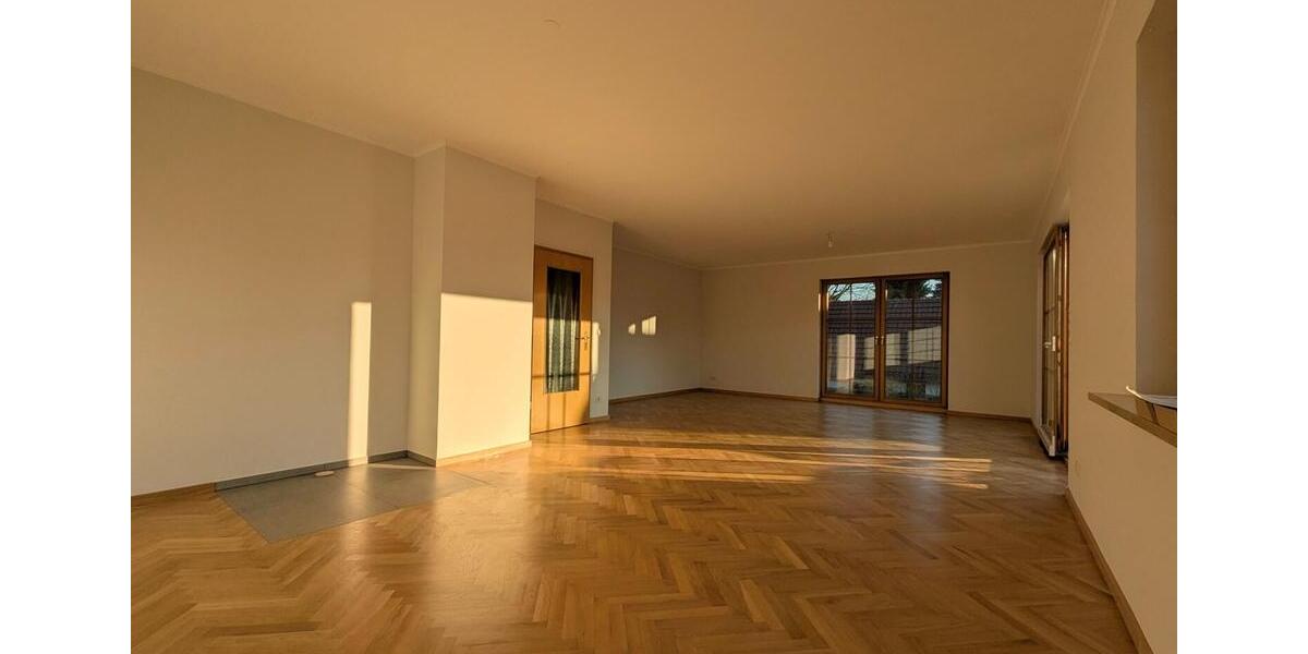 Einfamilienhaus Hohen Neuendorf Borgsdorf - 4 Zimmer, 130 m&sup2;, 2.349&euro; | Angebot:24806858