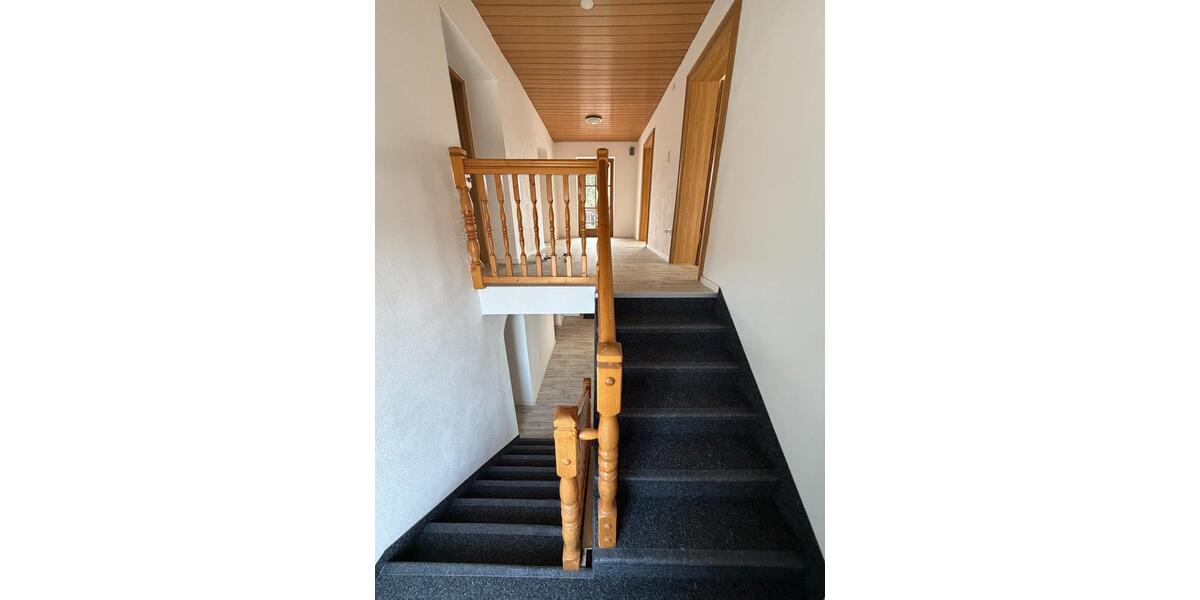 Einfamilienhaus Fürstenfeldbruck - 7 Zimmer, 185 m&sup2;, 1.950&euro; | Angebot:25442075