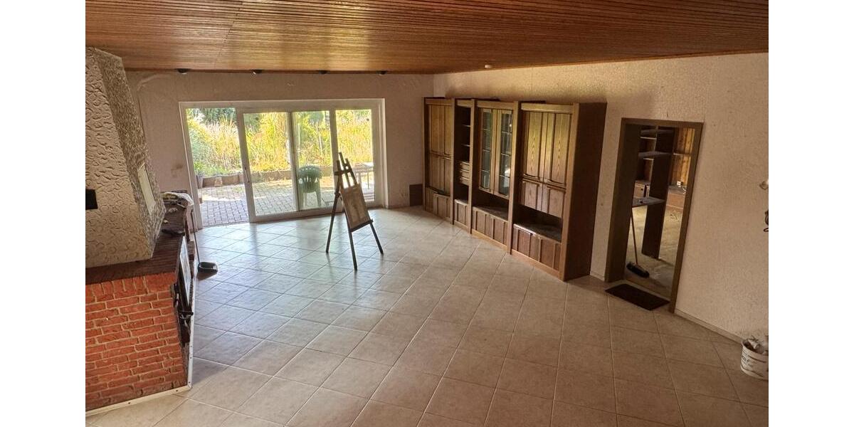 Einfamilienhaus Ahnsen - 8 Zimmer, 210 m&sup2;, 245.000&euro; | Angebot:25404404