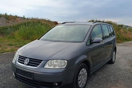 VW Touran 265.000 km 749 &euro; Ransbach-Baumbach 56235