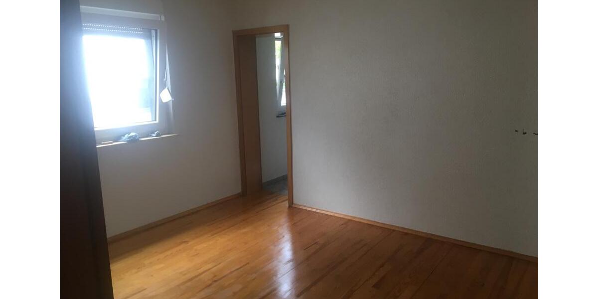 Erdgeschoßwohnung Bürstadt - 3.5 Zimmer, 77 m&sup2;, 770&euro; | Angebot:25174833