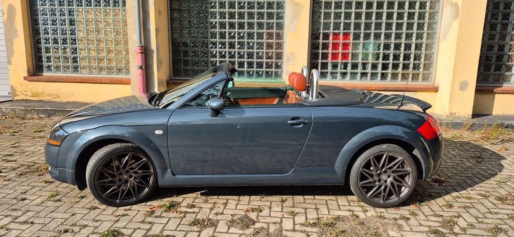 Audi TT 137.000 km 8.950 &euro; Osnabrück 49088