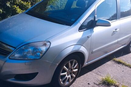Opel Zafira 296.000 km 990 &euro; Neubrandenburg 17033