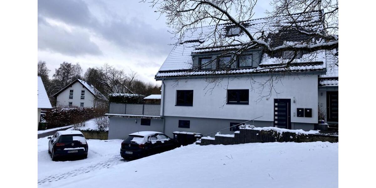 2-3 Zimmer Wohnung mit Terrasse ,Gartennutzung und Garage 2 zimmer