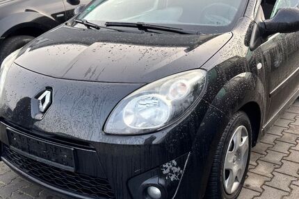 Renault Twingo 182.000 km 2.250 &euro; Troisdorf (10 km Köln-Bonn Airport) 53842