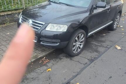 VW Touareg 287.000 km 5.400 &euro; Lollar 35457