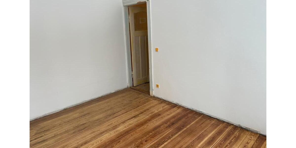 Erdgeschoßwohnung Neumünster - 4 Zimmer, 107 m&sup2;, 1.050&euro; | Angebot:25131014