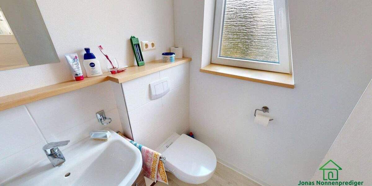 Reihenmittelhaus Lenzen - 4 Zimmer, 131 m&sup2;, 130.000&euro; | Angebot:25910302