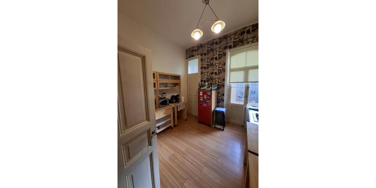 Etagenwohnung Wiesbaden Klarenthal - 5 Zimmer, 180 m&sup2;, 1.860&euro; | Angebot:24570807