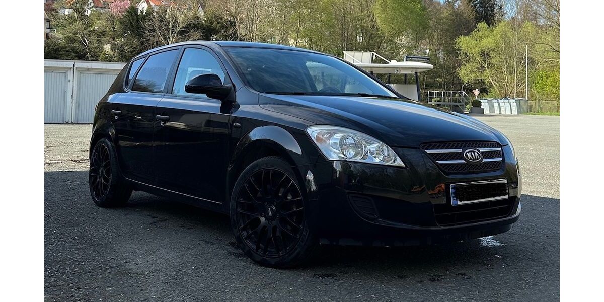 Kia ceed / Ceed 127.000 km 4.000 &euro; Langelsheim 38685