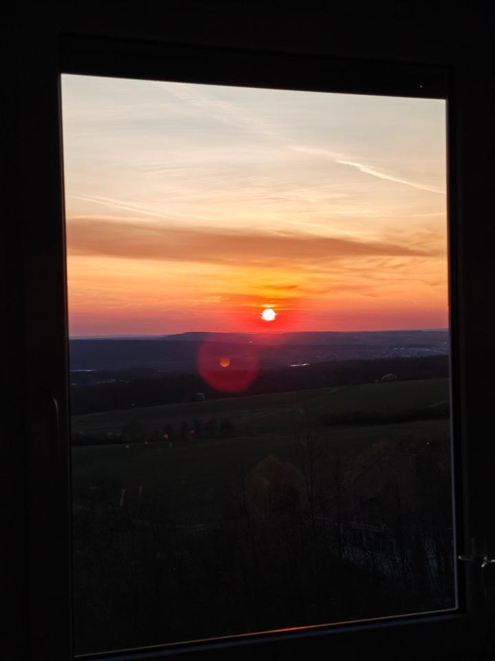 4 Zimmer Wohnung mit Ausblick zimmer