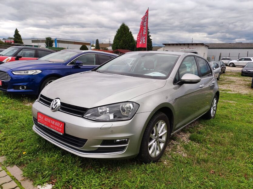 VW Golf 124.800 km 11.299 € WITTLICH 54516