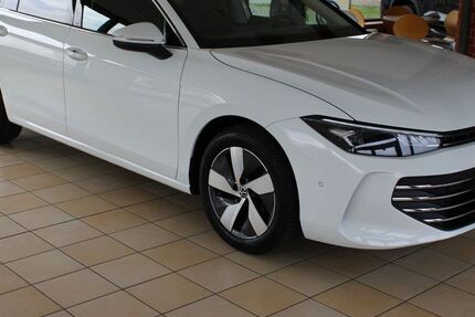 VW Passat Variant 35.570 km 30.450 &euro; Ueckermuende 17373