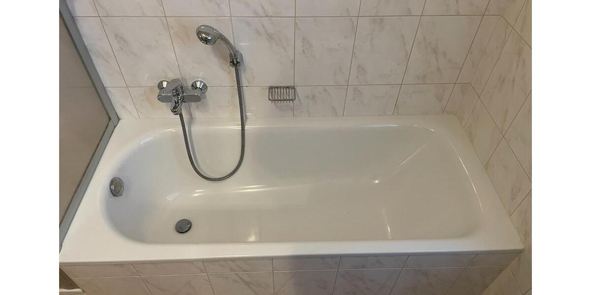 Dachgeschoßwohnung Windeck - 3 Zimmer, 95 m&sup2;, 750&euro; | Angebot:25307156