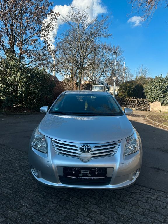 Avensis