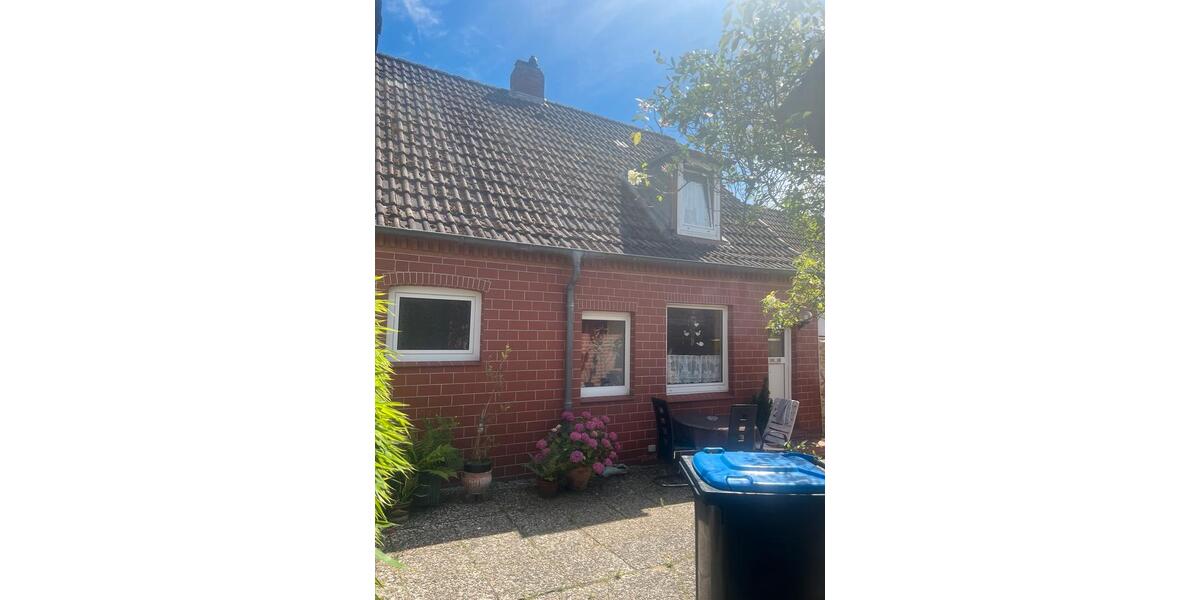 Mehrfamilienhaus, Wohnhaus Itzehoe - 6 Zimmer, 220 m&sup2;, 220.000&euro; | Angebot:26986518