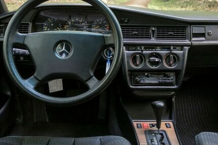 Mercedes-Benz 190 116.890 km 8.100 € Mannheim 68167