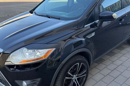 Ford Kuga 142.000 km 3.450 &euro; Reutlingen 72760