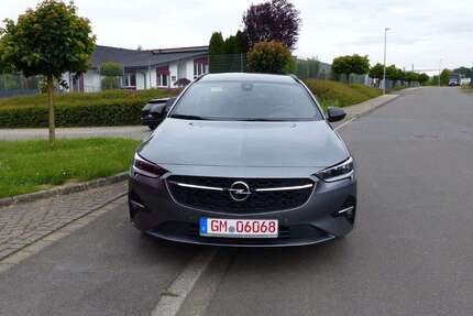 Opel Insignia 149.000 km 10.490 &euro; Bergneustadt 51702