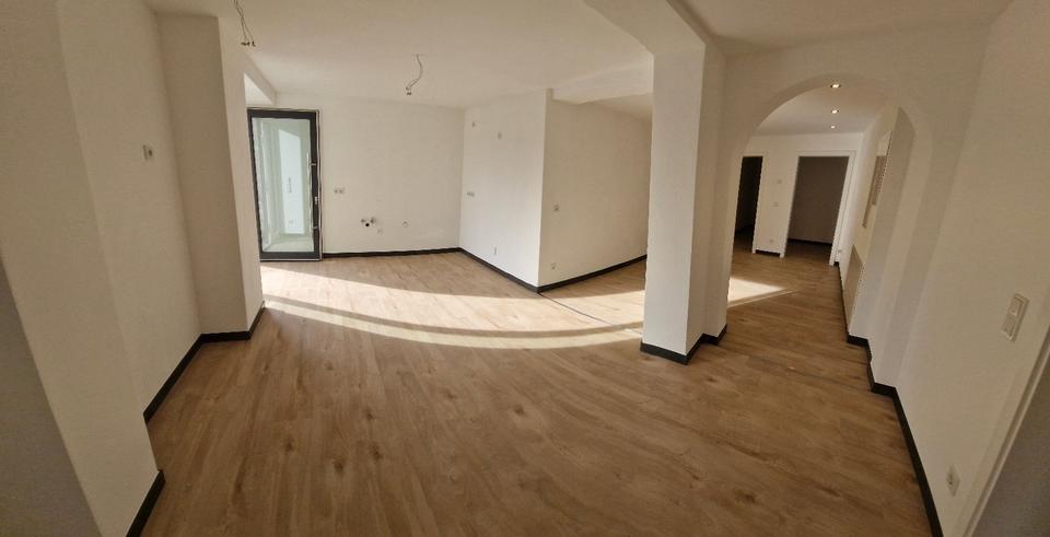 Etagenwohnung Alsfeld - 5 Zimmer, 108 m&sup2;, 1.350&euro; | Angebot:23428258