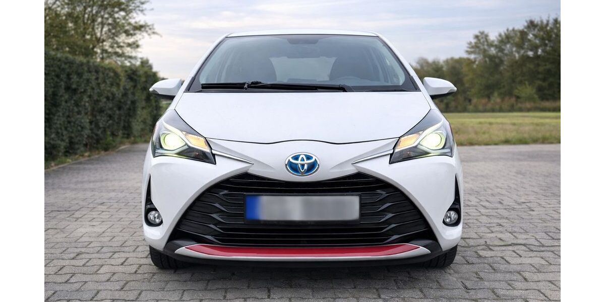 Toyota Yaris 130.000 km 10.500 &euro; Schwabach 91126