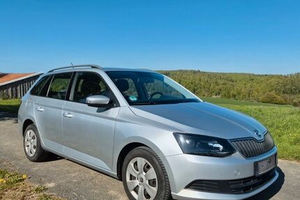 Skoda Fabia 151.500 km 7.500 &euro; Höxter 37671