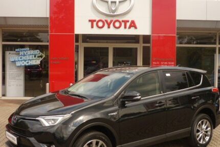 Toyota RAV 4 89.414 km 21.440 &euro; Ruhland 01945