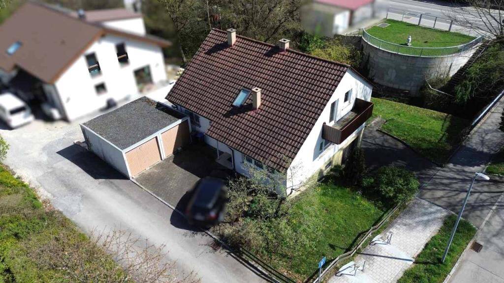 Einfamilienhaus Pfullingen - 6 Zimmer, 143 m&sup2;, 565.000&euro; | Angebot:26674169