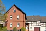 Einfamilienhaus Breidenbach - 7 Zimmer, 134 m&sup2;, 249.000&euro; | Angebot:26327518