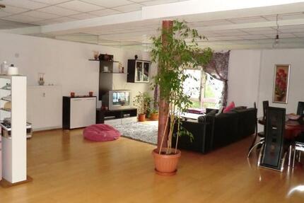 Großzügige 2 Zimmer EG Wohnung mit Terrasse 2 zimmer