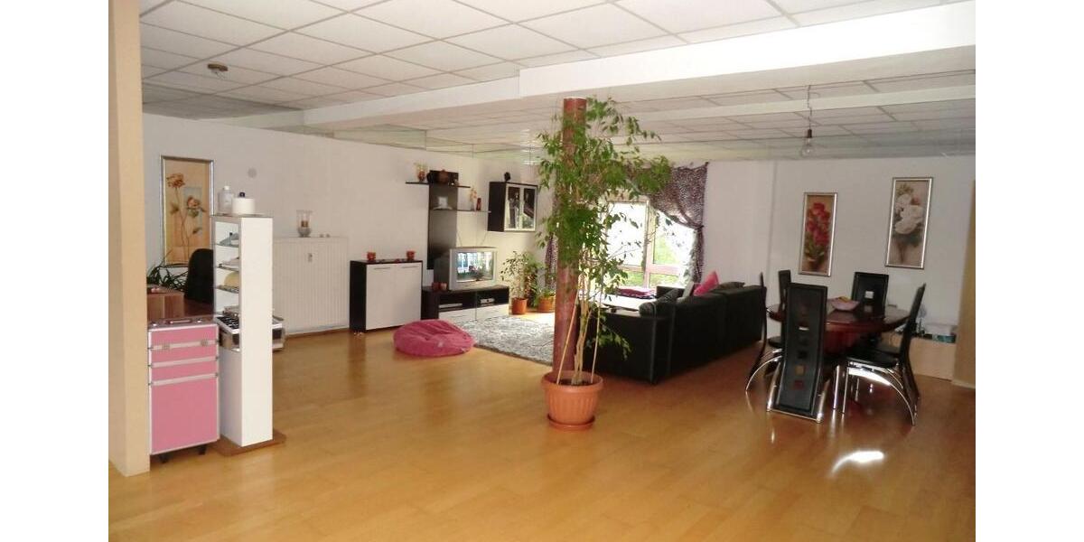 Großzügige 2 Zimmer EG Wohnung mit Terrasse 2 zimmer