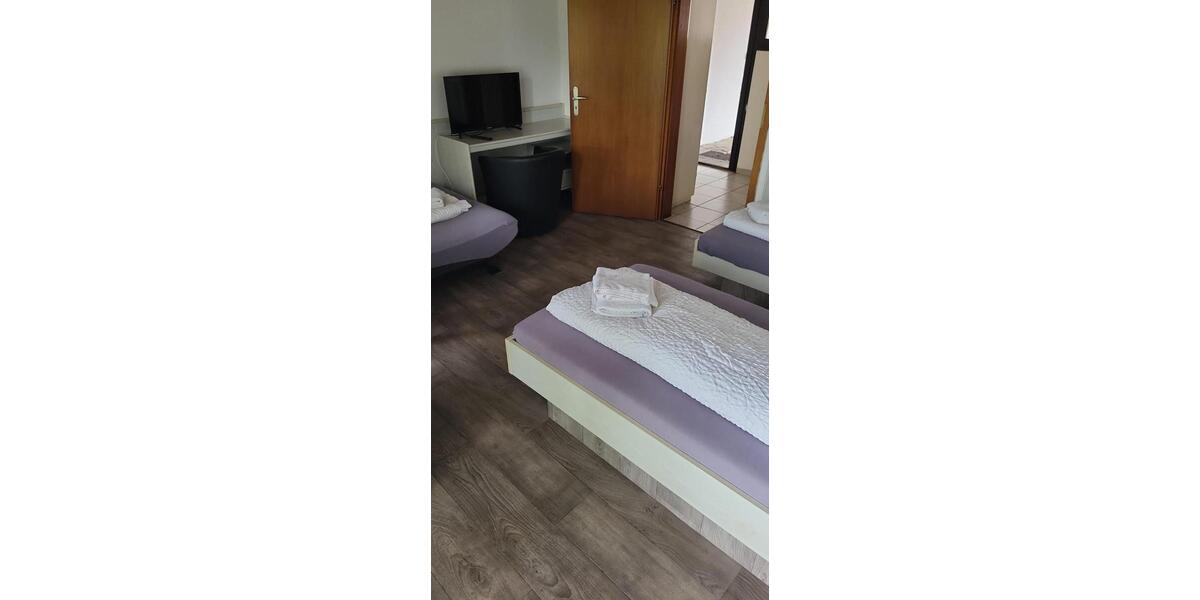 K357 Staffboarding – Monteurzimmervermietung, Vermittlung in Lübeck (Haus, 20Zimmer, bis 39 Personen - 2- Lübeck Sankt Lorenz Nord | Angebot:27225036