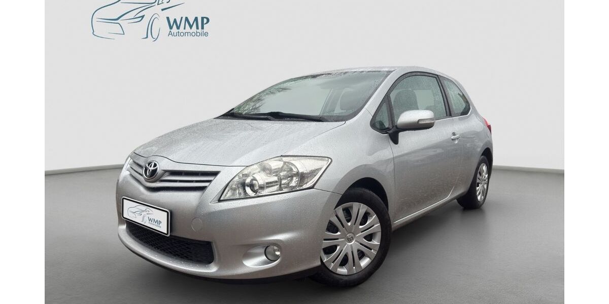 Toyota Auris 75.269 km 6.990 &euro; Hamburg 22045