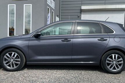 Hyundai i30 94.000 km 9.990 &euro; Euskirchen 53881