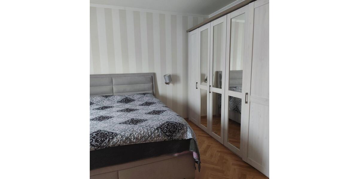 Einfamilienhaus Ihlow - 5 Zimmer, 160 m&sup2;, 1.350&euro; | Angebot:26184290