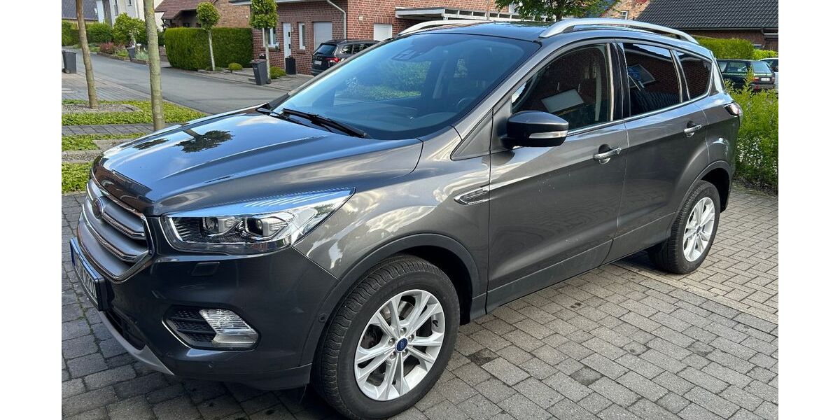 Ford Kuga 105.000 km 13.999 &euro; Ostbevern 48346