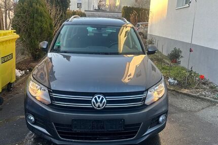VW Tiguan 145.003 km 9.800 &euro; Dauchingen 78083