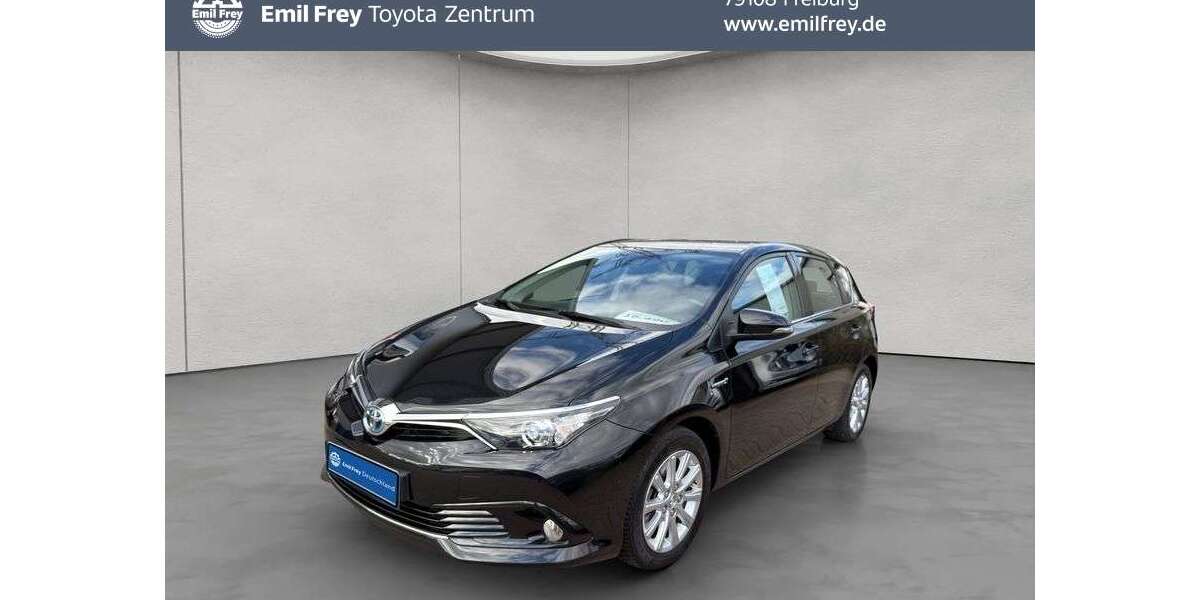 Toyota Auris 68.492 km 16.490 &euro; Freiburg 79108