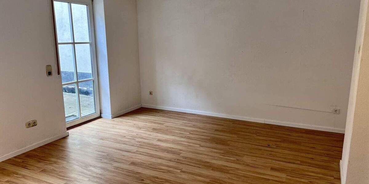 Einfamilienhaus Roth - 3 Zimmer, 110 m&sup2;, 1.200&euro; | Angebot:25602660