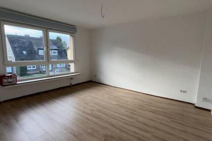 Helle modernisierte 3-Zimmer-Wohnung im 1. OG mit Garage 3 zimmer