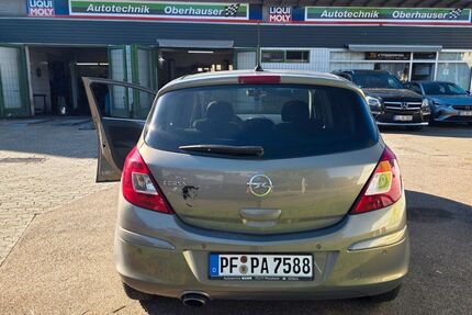 Opel Corsa 230.008 km 1.999 &euro; Esslingen 73734