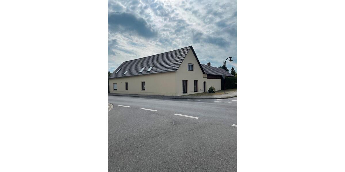Einfamilienhaus Spremberg - 6 Zimmer, 220 m&sup2;, 245.000&euro; | Angebot:27409478