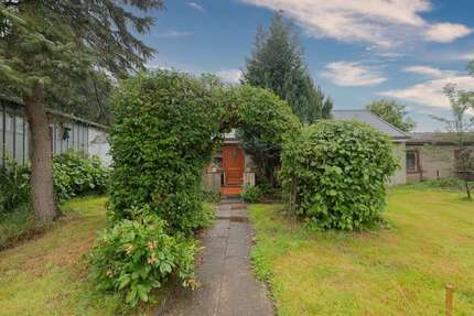 Haus zum Kaufen in GeversdorfCadenberge 198.000 € 175 m² 7 zimmer