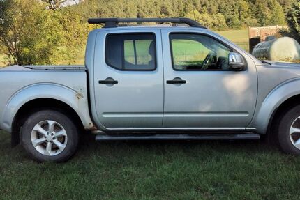 Nissan Navara 156.500 km 7.200 € Krayenberggemeinde 36460
