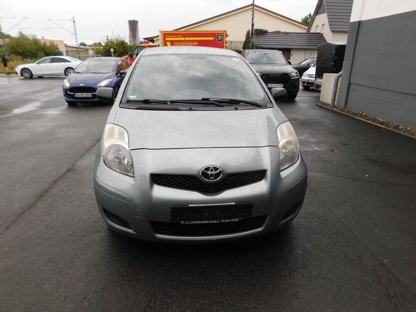 Yaris